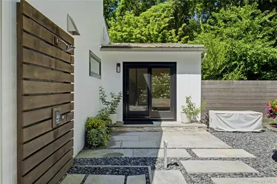 12 Surrey Court, East Hampton, NY 11937 - Photo 27