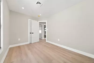 105-19 189th Street, Hollis, NY 11412 - Photo 7