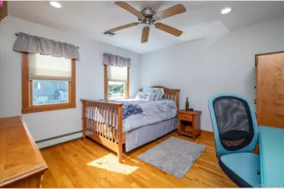 27 Welcome Lane, Wantagh, NY 11793 - Photo 15
