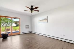 11 Hoover Ln, Bethpage, NY 11714 - Photo 9