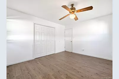 11 Hoover Lane, Bethpage, NY 11714 - Photo 15