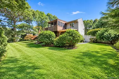 137 Ridgewood Avenue, Farmingville, NY 11738 - Photo 33