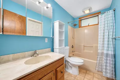 137 Ridgewood Avenue, Farmingville, NY 11738 - Photo 27