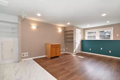 27 White Plains Avenue, West Harrison, NY 10604 - Photo 13