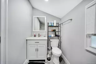 110 N Park Ave, Bay Shore, NY 11706 - Photo 27