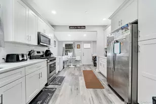 110 N Park Ave, Bay Shore, NY 11706 - Photo 15