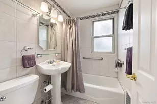 15 Winchester Ave, Yonkers, NY 10710 - Photo 11