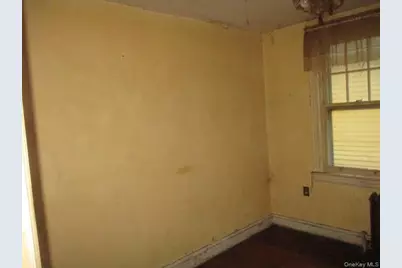 98 Marine Street, Bronx, NY 10464 - Photo 9