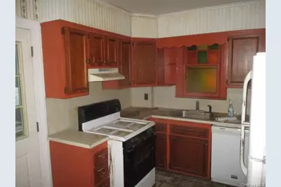 98 Marine Street, Bronx, NY 10464 - Photo 5