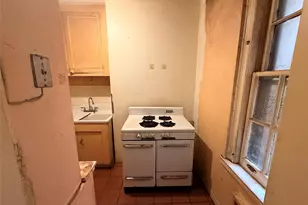 1235 Park Ave, New York, NY 10128 - Photo 3