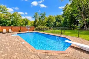 3 5 Oaks Ln, Valley Cottage, NY 10989 - Photo 37