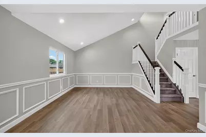 176 Melanie Way, Commack, NY 11725 - Photo 9