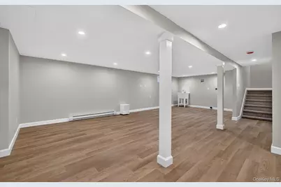 176 Melanie Way, Commack, NY 11725 - Photo 29