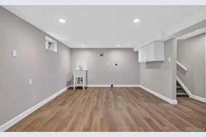 176 Melanie Way, Commack, NY 11725 - Photo 31