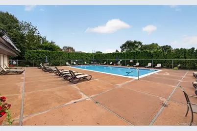 176 Melanie Way, Commack, NY 11725 - Photo 41