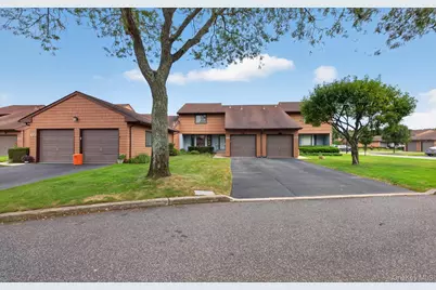 176 Melanie Way, Commack, NY 11725 - Photo 39