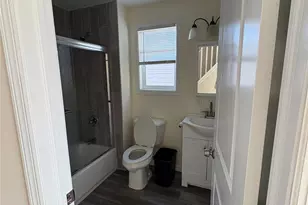 864 Walnut St, Lindenhurst, NY 11757 - Photo 5