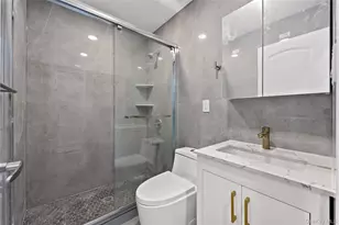 43-39 189th St, Flushing, NY 11358 - Photo 35