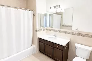 1046 New York Ave, Huntington Station, NY 11746 - Photo 11