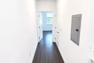 1046 New York Ave, Huntington Station, NY 11746 - Photo 7