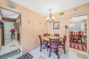 86-18 164th St, Jamaica, NY 11432 - Photo 11
