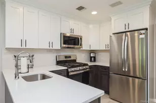 3 Plantation Dr, Hauppauge, NY 11788 - Photo 7