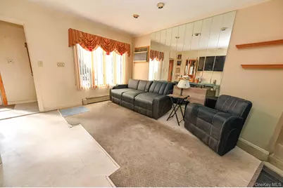233 Cleveland Street, Franklin Square, NY 11010 - Photo 9
