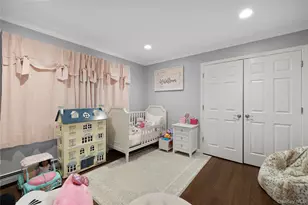 24 S Plaza, Amityville, NY 11701 - Photo 21