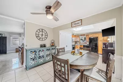 525 Secatogue Avenue, Farmingdale, NY 11735 - Photo 7