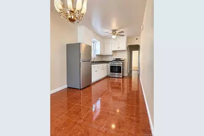 712 E 232nd Street, Bronx, NY 10466 - Photo 7