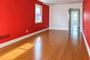 712 E 232nd St, Bronx, NY 10466 - Photo 3