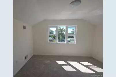 7306 Amboy Road, New York, NY 10307 - Photo 11