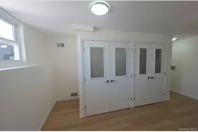 7306 Amboy Road, New York, NY 10307 - Photo 17