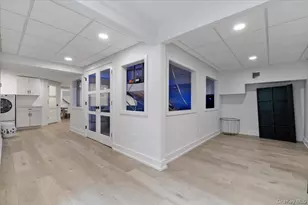 5 Landing Ct, Dix Hills, NY 11746 - Photo 45