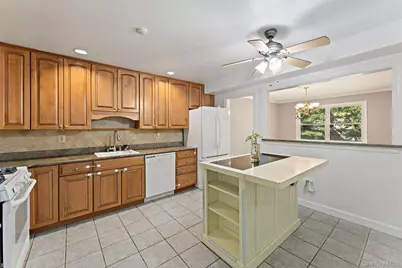 160 N Route 303 #4, Congers, NY 10920 - Photo 11