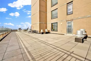 116-24 Grosvenor Ln, Kew Gardens, NY 11418 - Photo 19