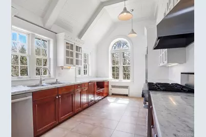 15 Hemlock Road, Bronxville, NY 10708 - Photo 11