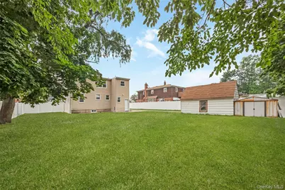 57 Cedar Avenue, Farmingdale, NY 11735 - Photo 17