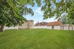 57 Cedar Ave, Farmingdale, NY 11735 - Photo 17