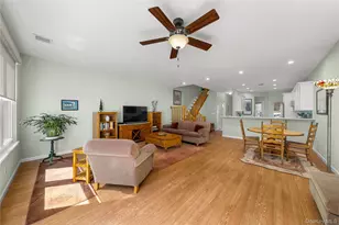 203 Windward Ct N, Port Jefferson, NY 11777 - Photo 15