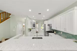 203 Windward Ct N, Port Jefferson, NY 11777 - Photo 9