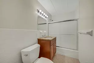 2 Park Ave, Eastchester, NY 10709 - Photo 17