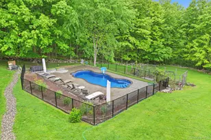 76 Eleanor Dr, Mahopac, NY 10541 - Photo 37