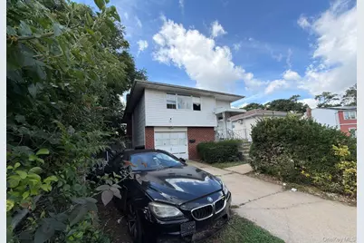 1008 Ditmas Avenue, Uniondale, NY 11553 - Photo 3