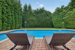 33 Phipps Ln, Plainview, NY 11803 - Photo 45
