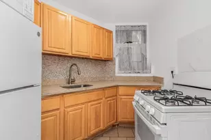 1554 Unionport Rd, Bronx, NY 10462 - Photo 5