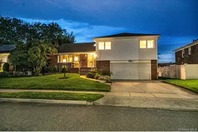 1499 Eric Lane, East Meadow, NY 11554 - Photo 47