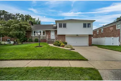 1499 Eric Lane, East Meadow, NY 11554 - Photo 43