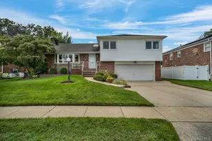 1499 Eric Ln, East Meadow, NY 11554 - Photo 43