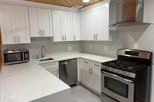 15 Sherwood Ln, Cedarhurst, NY 11516 - Photo 9